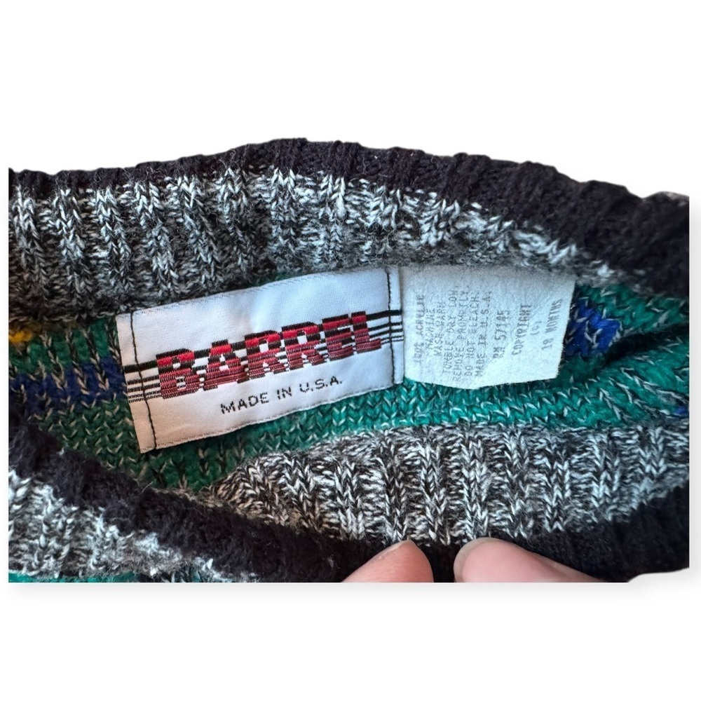Children’s 90’s Vintage Multicolor Knit Barrel Sweater/Jumper - Picture 6 of 6